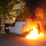Берлин, Германия: фургоны Vinci и Spie в огне